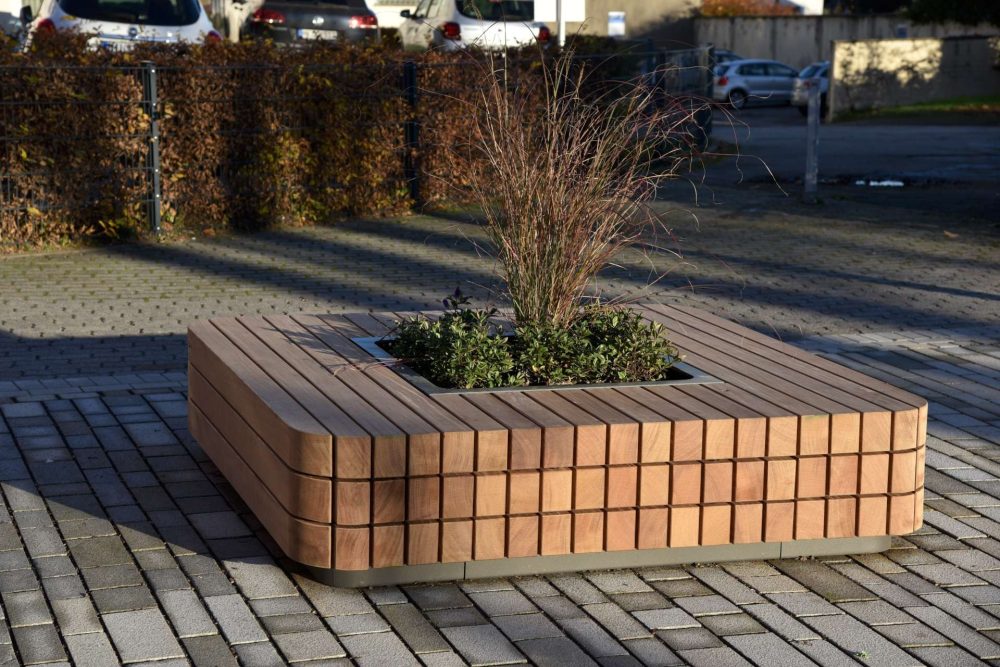 MODULO Green - Banquette carrée autour de sa jardinière